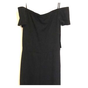 Lulu’s NEW WITH TAGS off the shoulder jumpsuit
